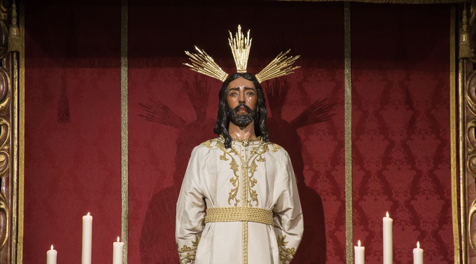 Altar de cultos de la Hermandad del Dulce Nombre
