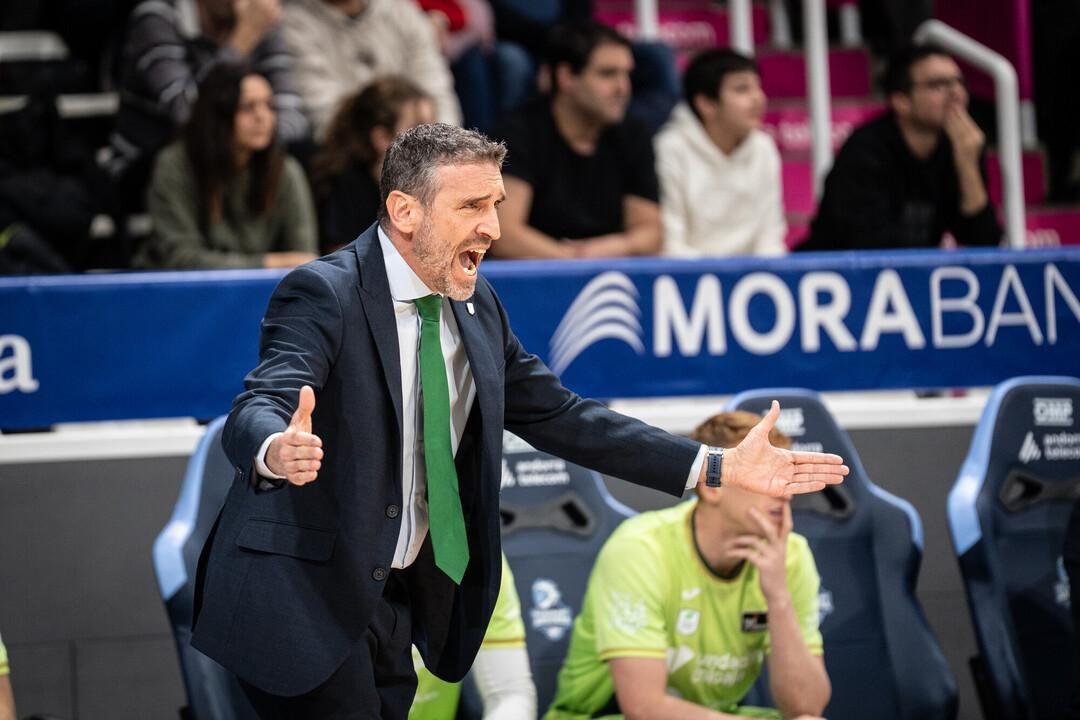 Ibon Navarro: "Muy blandos ante un rival con más energía e intensidad"