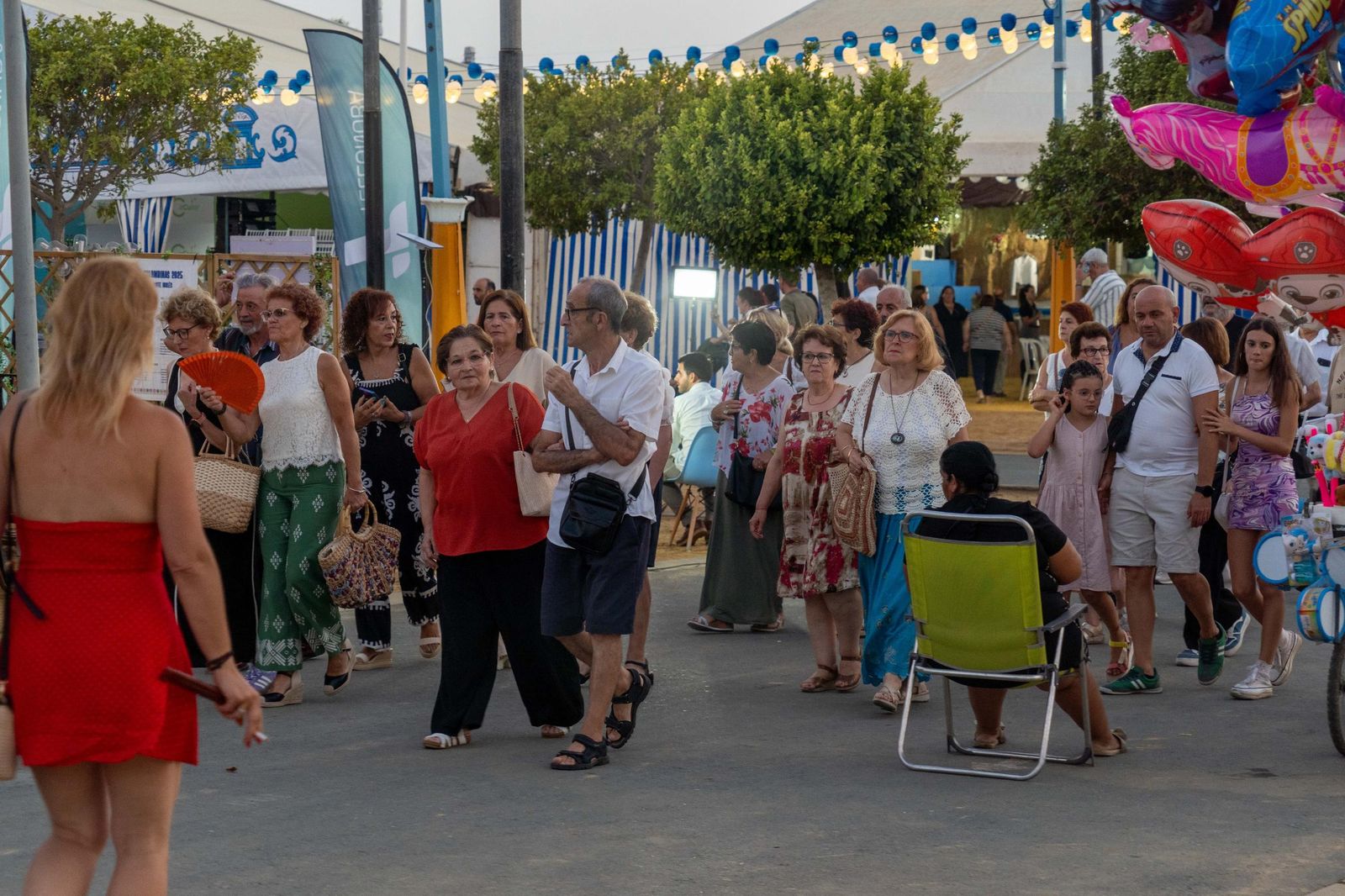 Colombinas 2025: Imágenes del ambiente el lunes 4 de agosto en las Fiestas Colombinas