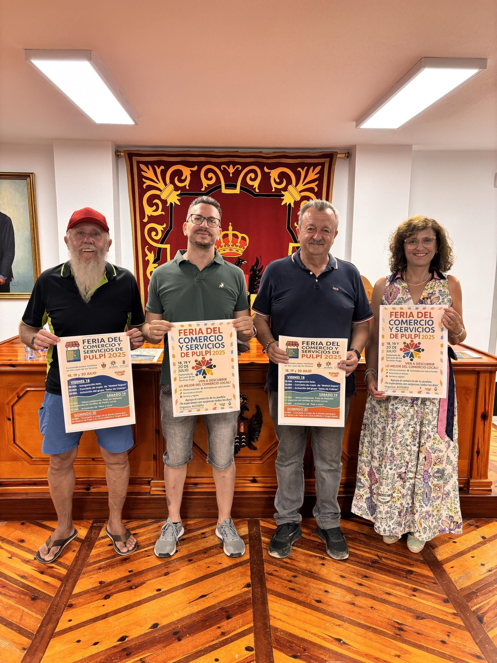 Presentación autoridades Feria del Comercio y Servicios de Pulpí 2025