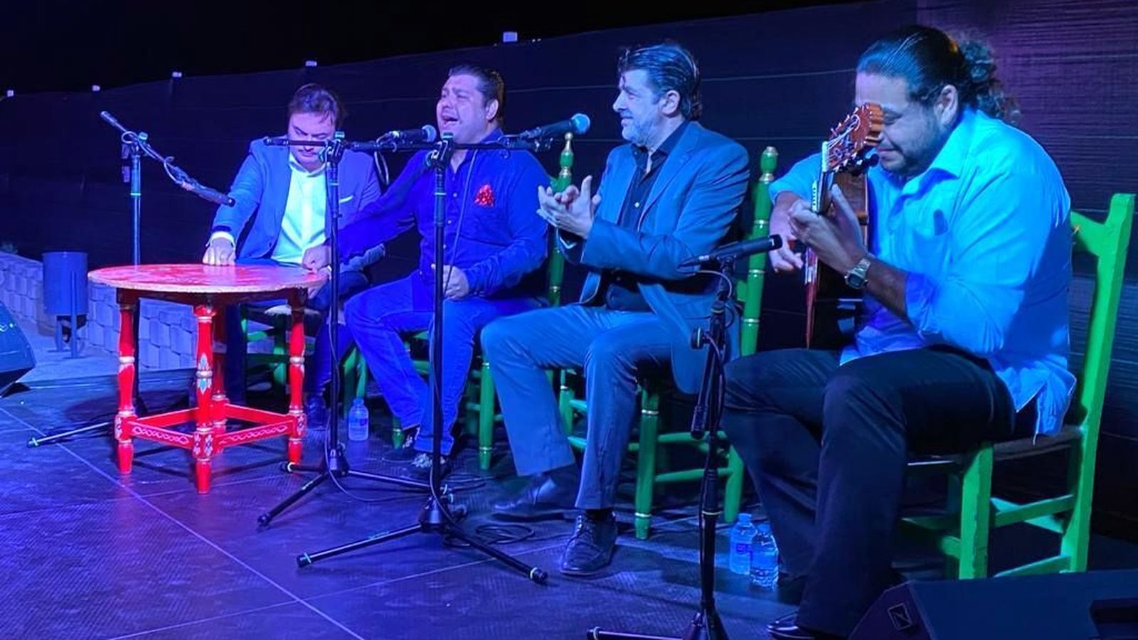 Juan José Estrella al cante