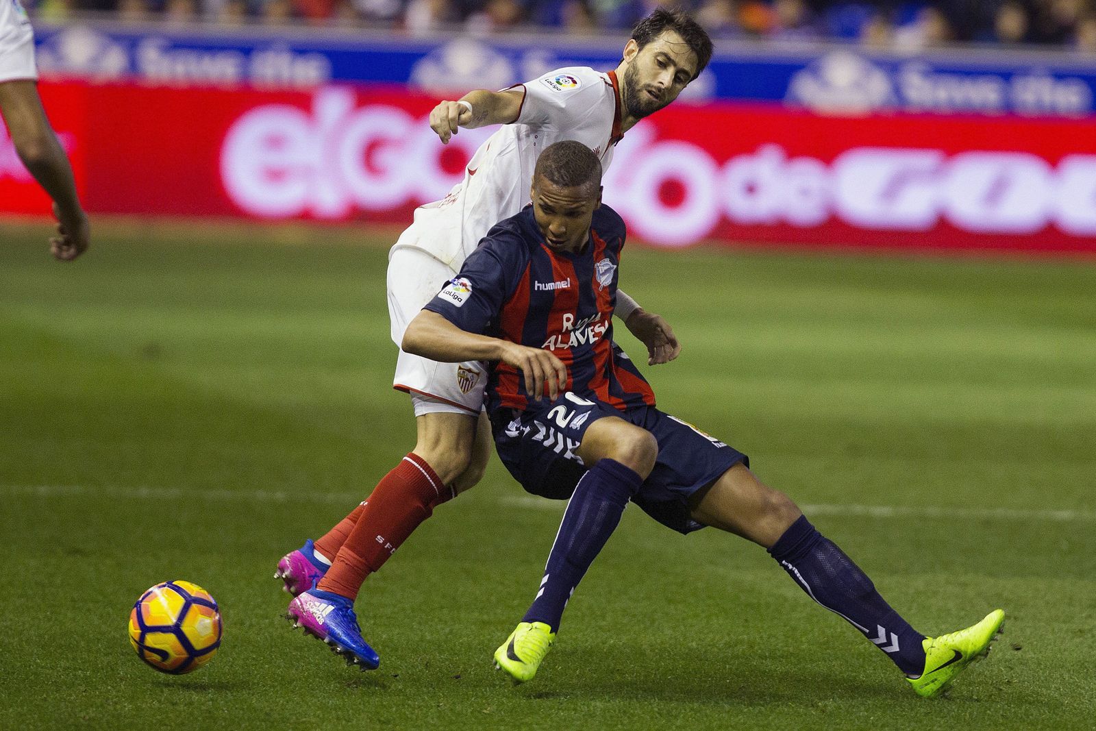 El Alavés-Sevilla, en imágenes
