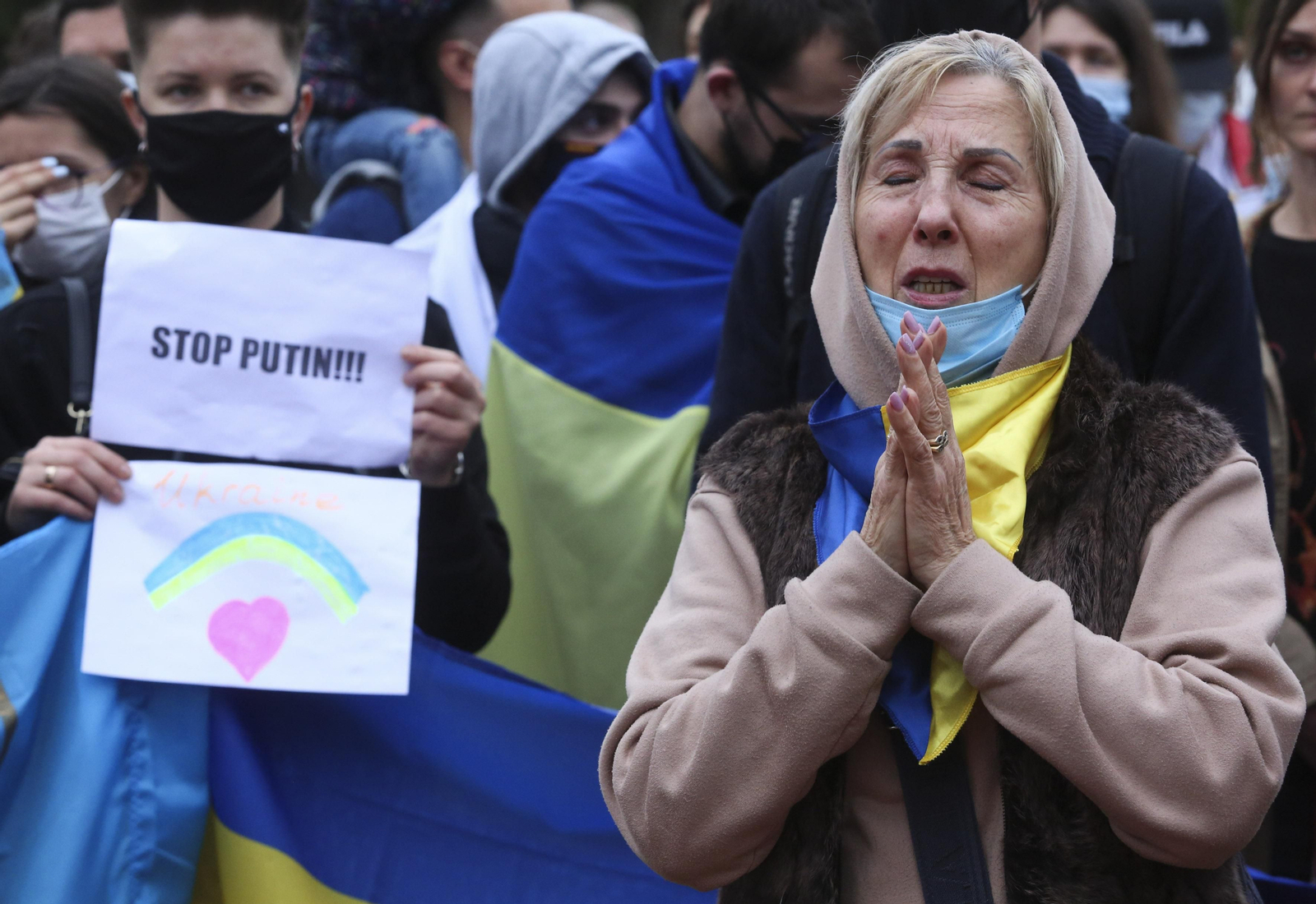 Las fotos de la concentración en Málaga para implorar la paz