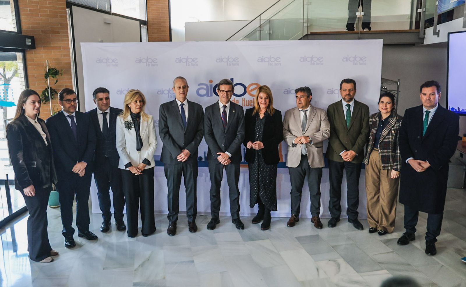 Fotografías del Día de la Industria en Andalucía 2026 y entrega el Premio Aiqbe a la Trayectoria Industrial a Juan Manuel Díaz del Valle