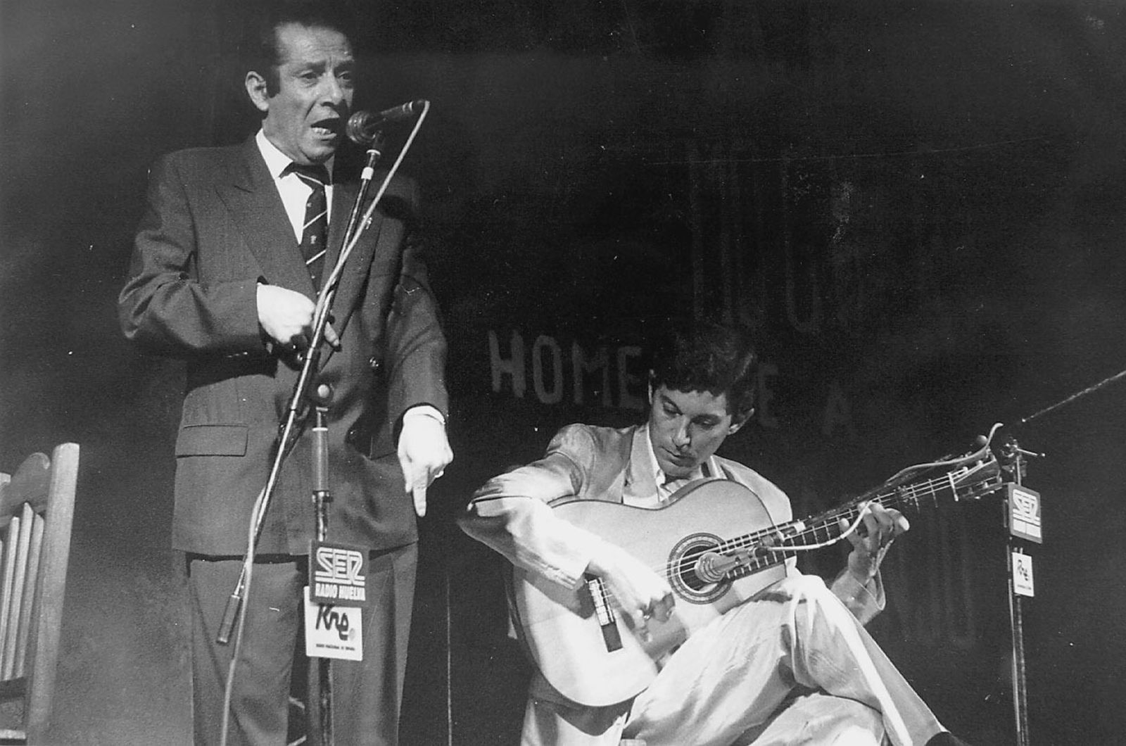 Una imagen sin datar del cantaor alosnero Paco Toronjo.