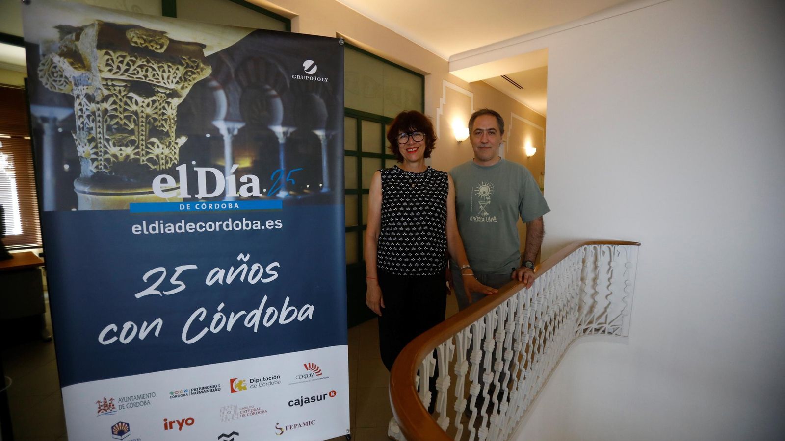 Ana Zamorano y Curro Crespo, en el interior del Colegio de Arquitectos de Córdoba.