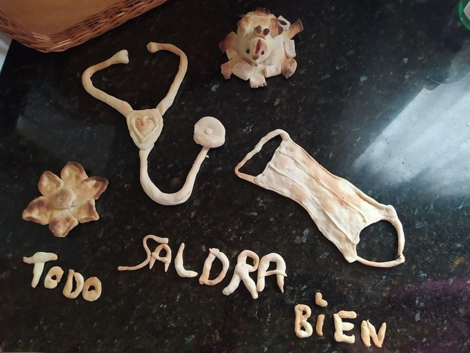 Los hornazos del concurso de Almedinilla, en fotografías