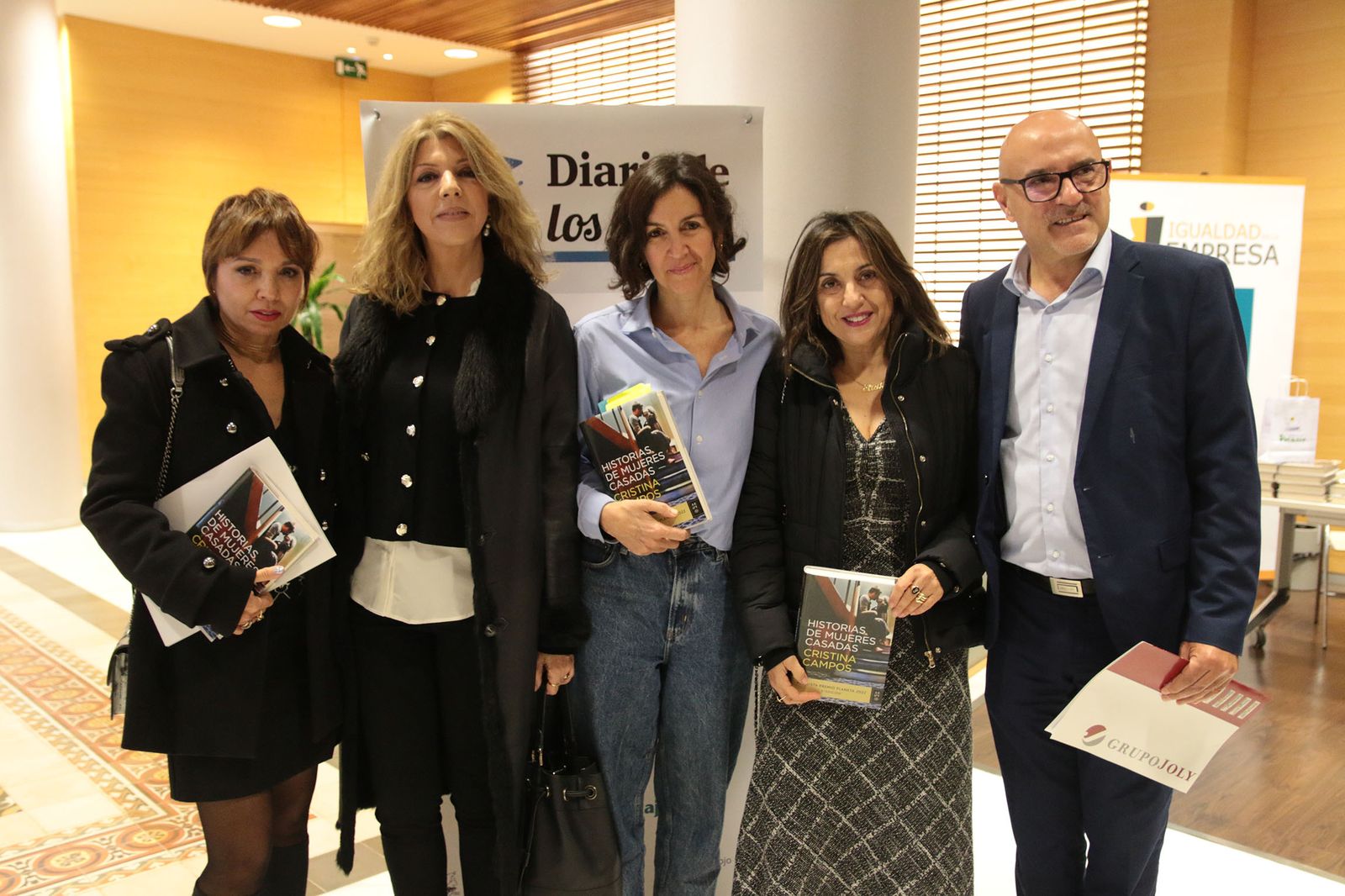 El Diario de los Libros, con Cristina Campos y su novela 'Historias de mujeres casadas'