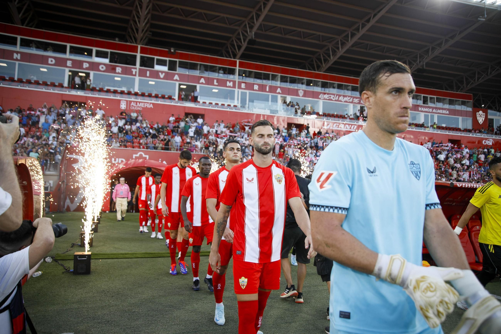 Imágenes del UD Almería-Al-Nassr, Memorial Juan Rojas
