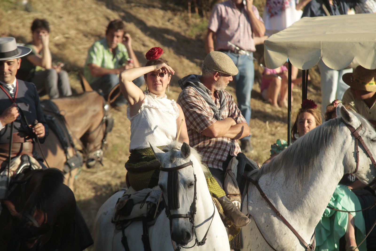 El paso de las hermandades por el río Quema, en imágenes