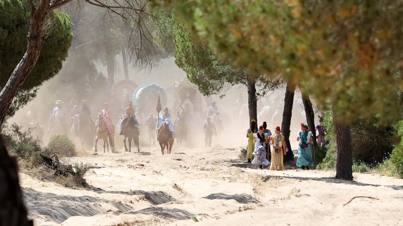 Jueves de camino de la Hdad de Jerez por el Coto Doñana