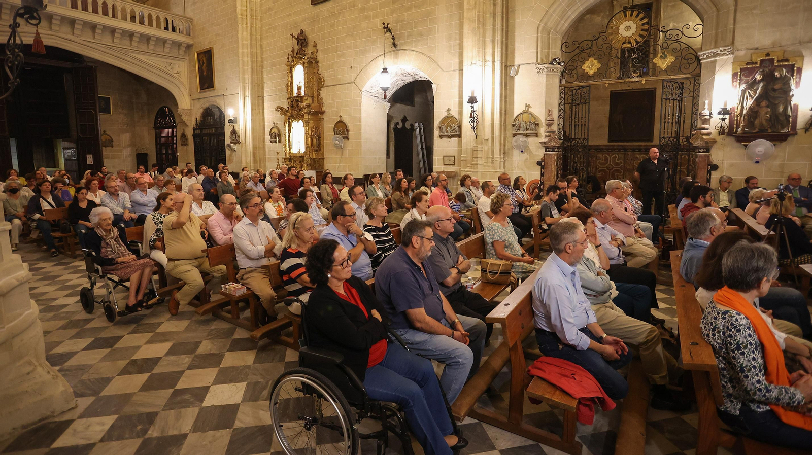 El Cristo de la Viga de San Marcos ya está restaurado