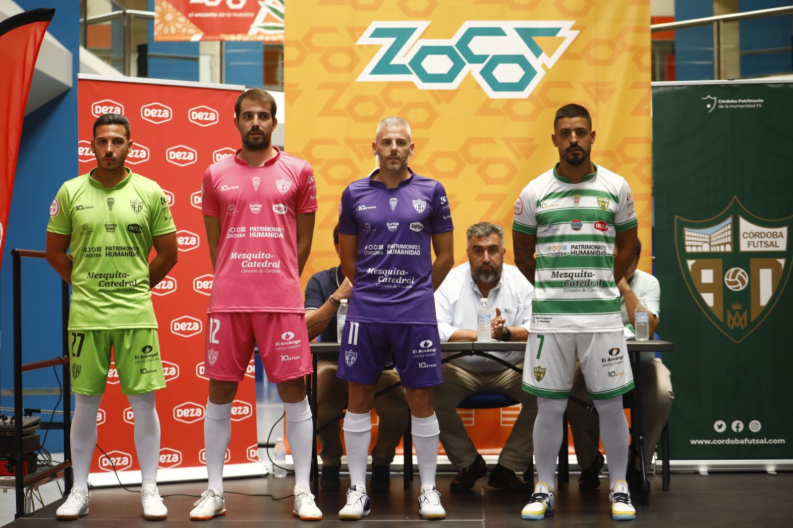 La presentación de las nuevas equipaciones del Córdoba Futsal, en imágenes