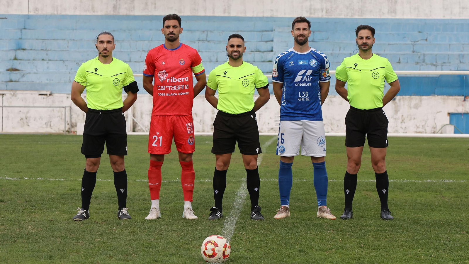 Imágenes del Xerez DFC contra la Deportiva Minerva en el Pedro Garrido de Jerez