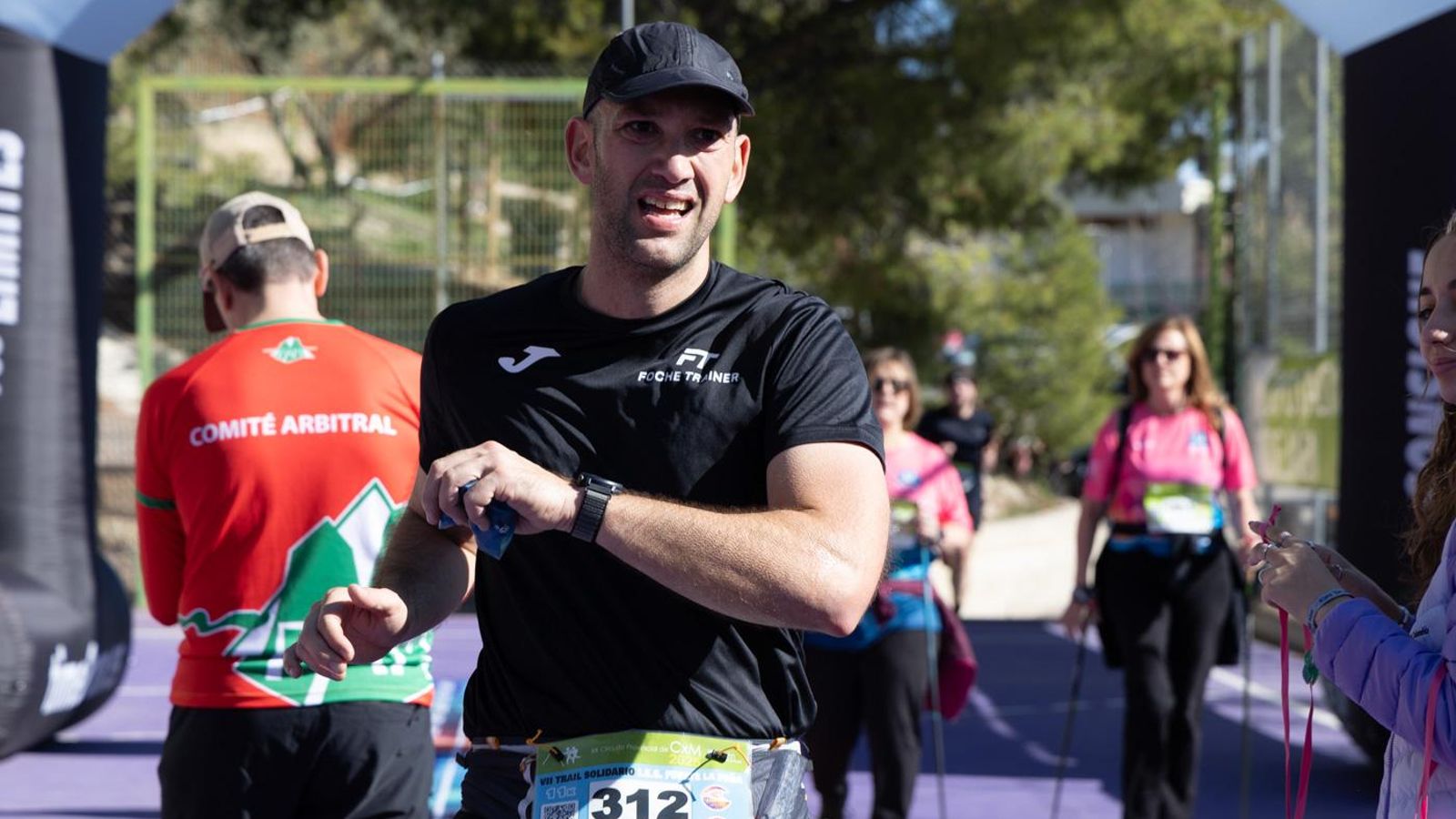 En imágenes: kilómetros para la esperanza de Celia en el CxM Trail Solidario IES Fuente de la Peña (I)