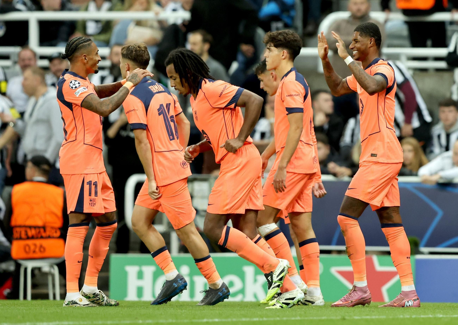 Las fotos del Newcastle - Barcelona