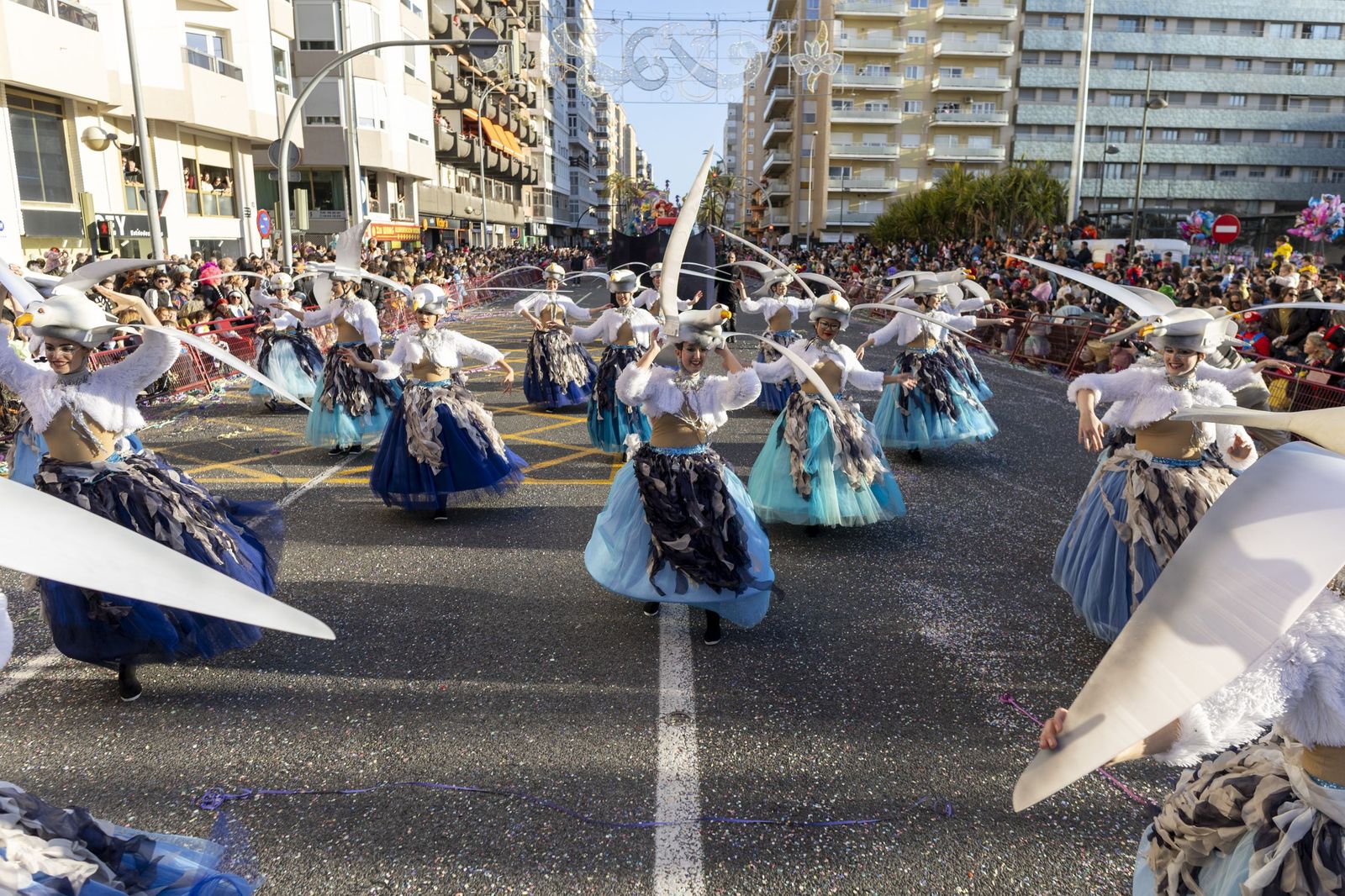 Las mejores imágenes de la Cabalgata del Carnaval de Cádiz 2026