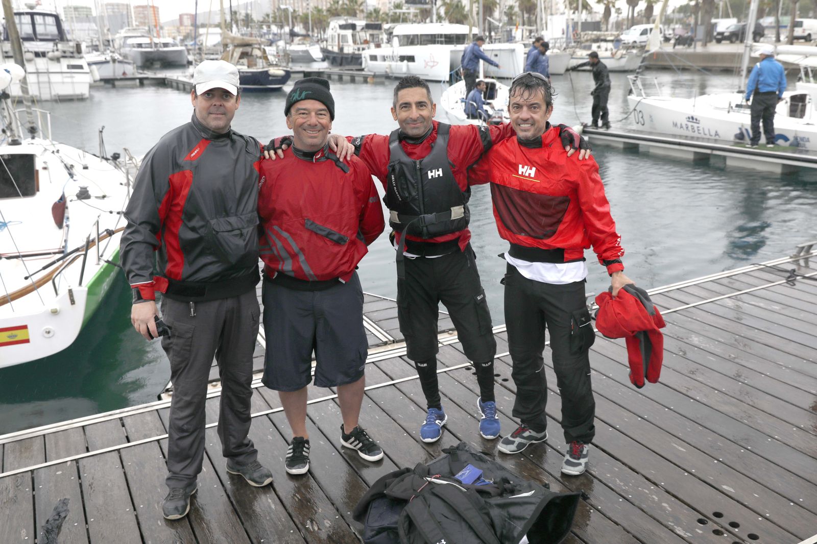 Las fotos de la primera jornada del Campeonato de Andalucía de vela J/80 en La Línea