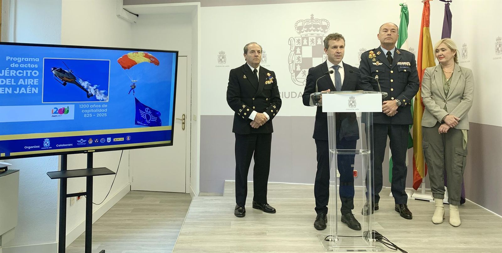 Presentación de los actos del Ejército del Aire con motivo del 1.200 aniversario de la capitalalidad de Jaén