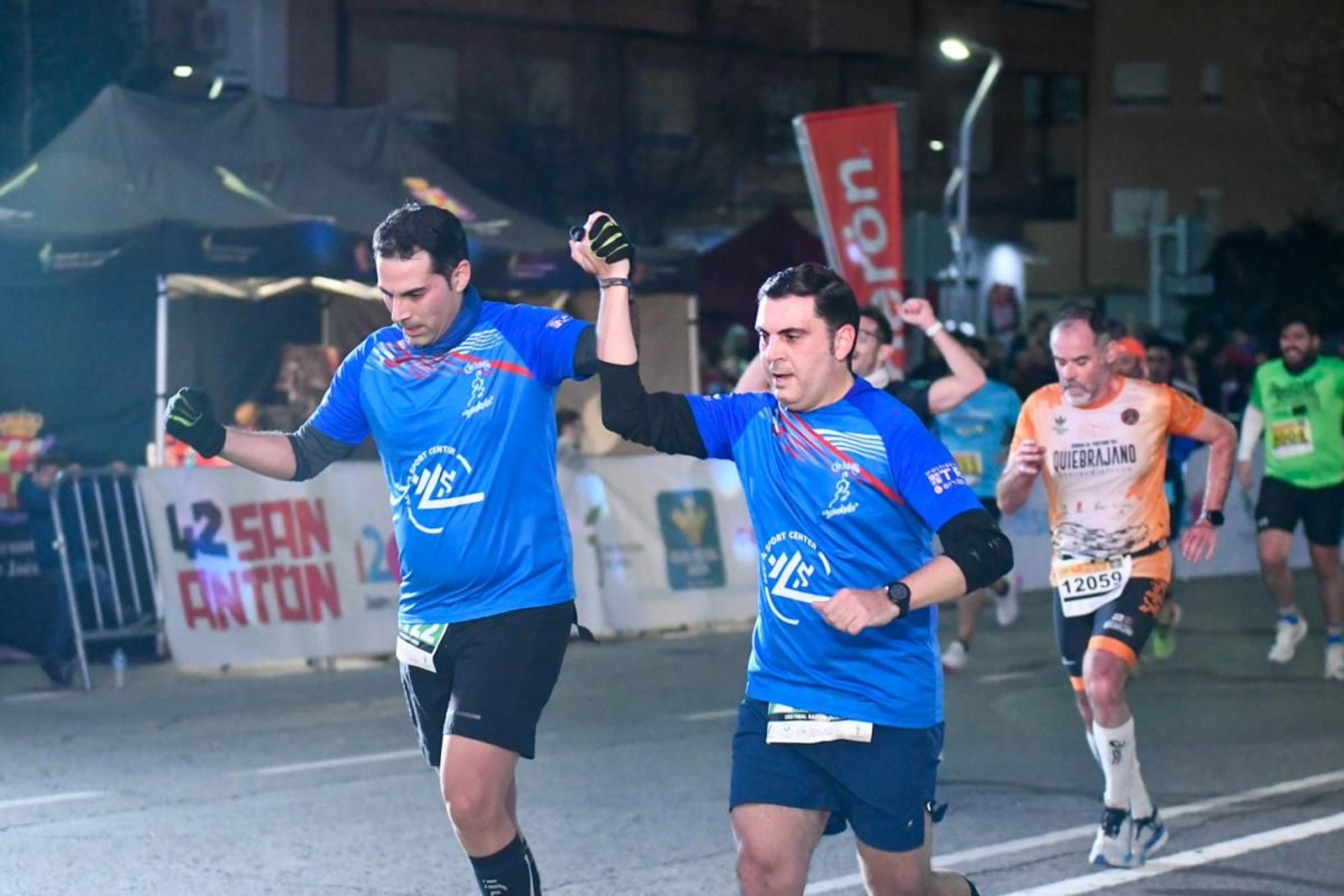 En imágenes: búscate en tu llegada a meta de la Carrera de San Antón 2025 (9)
