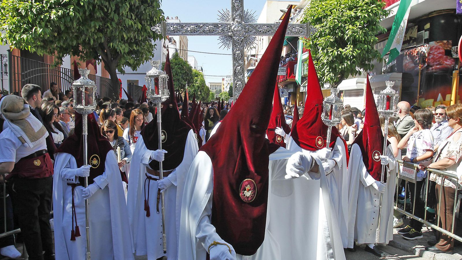 Cruz de guía de la Hermandad del Cerro del Águila
