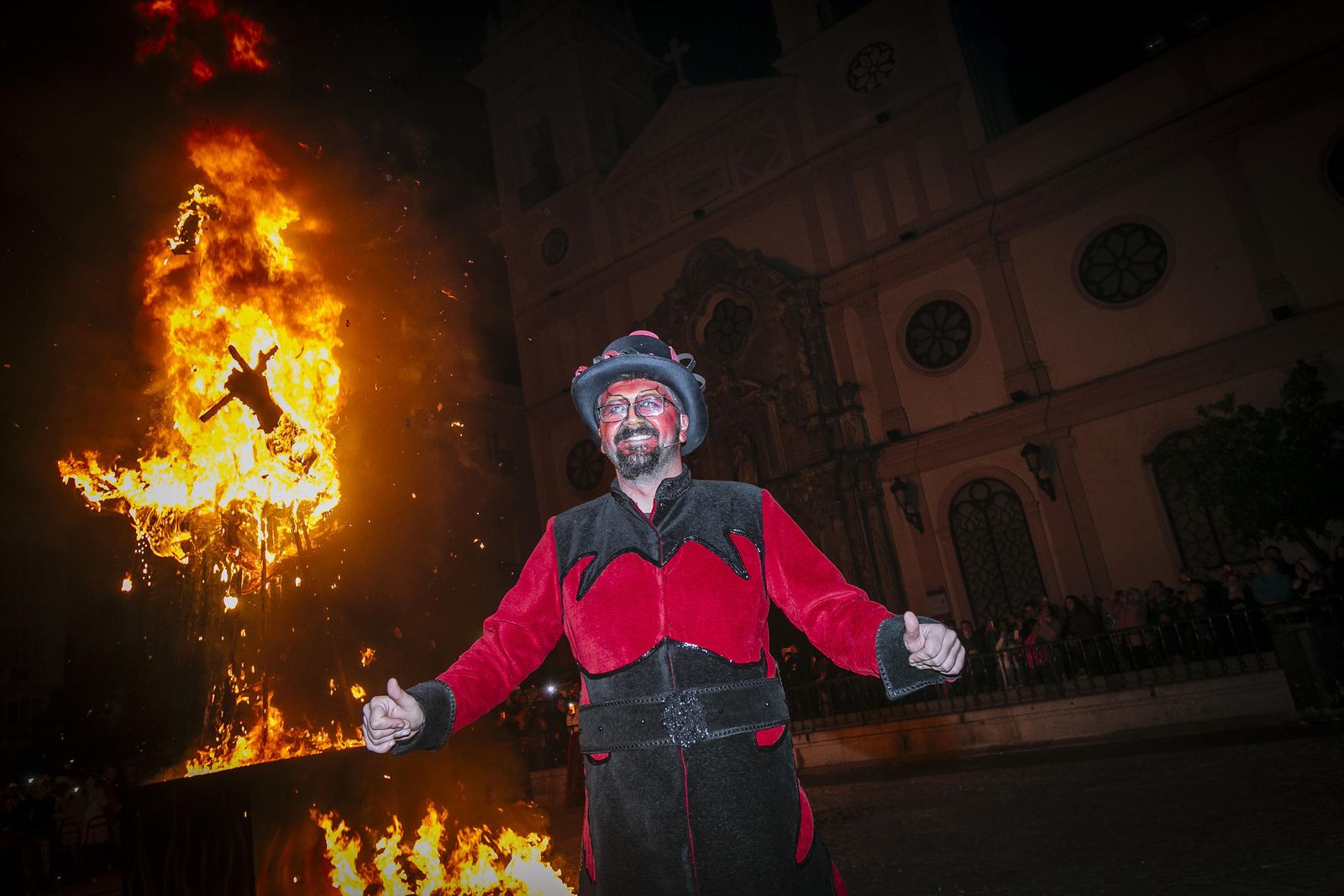 Las imágenes del pregón de Momo de Vera Luque