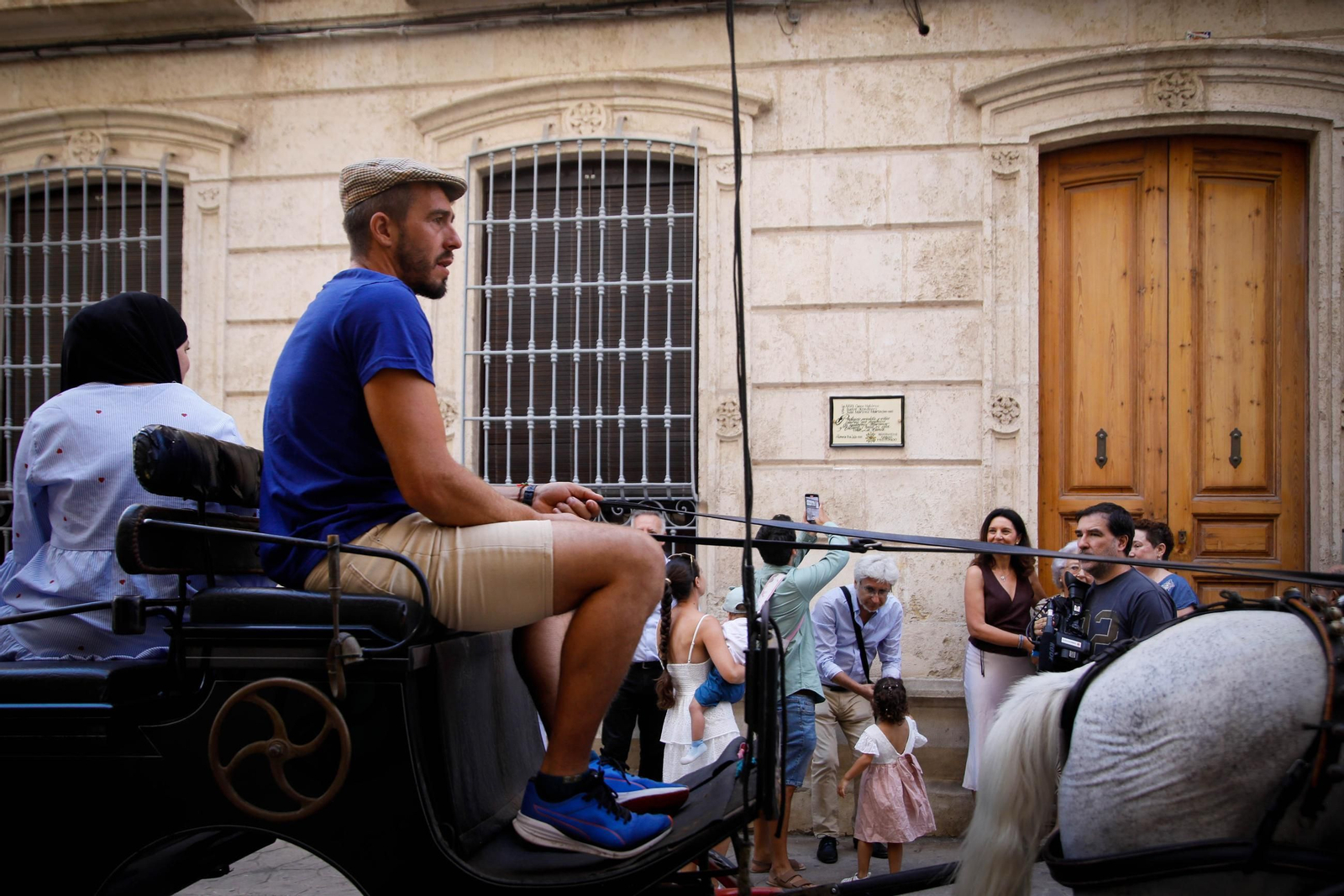 La Asociación de Vecinos del Casco Histórico inaugura una placa en homenaje al periodista Juan Martínez Martín 'Volapié'