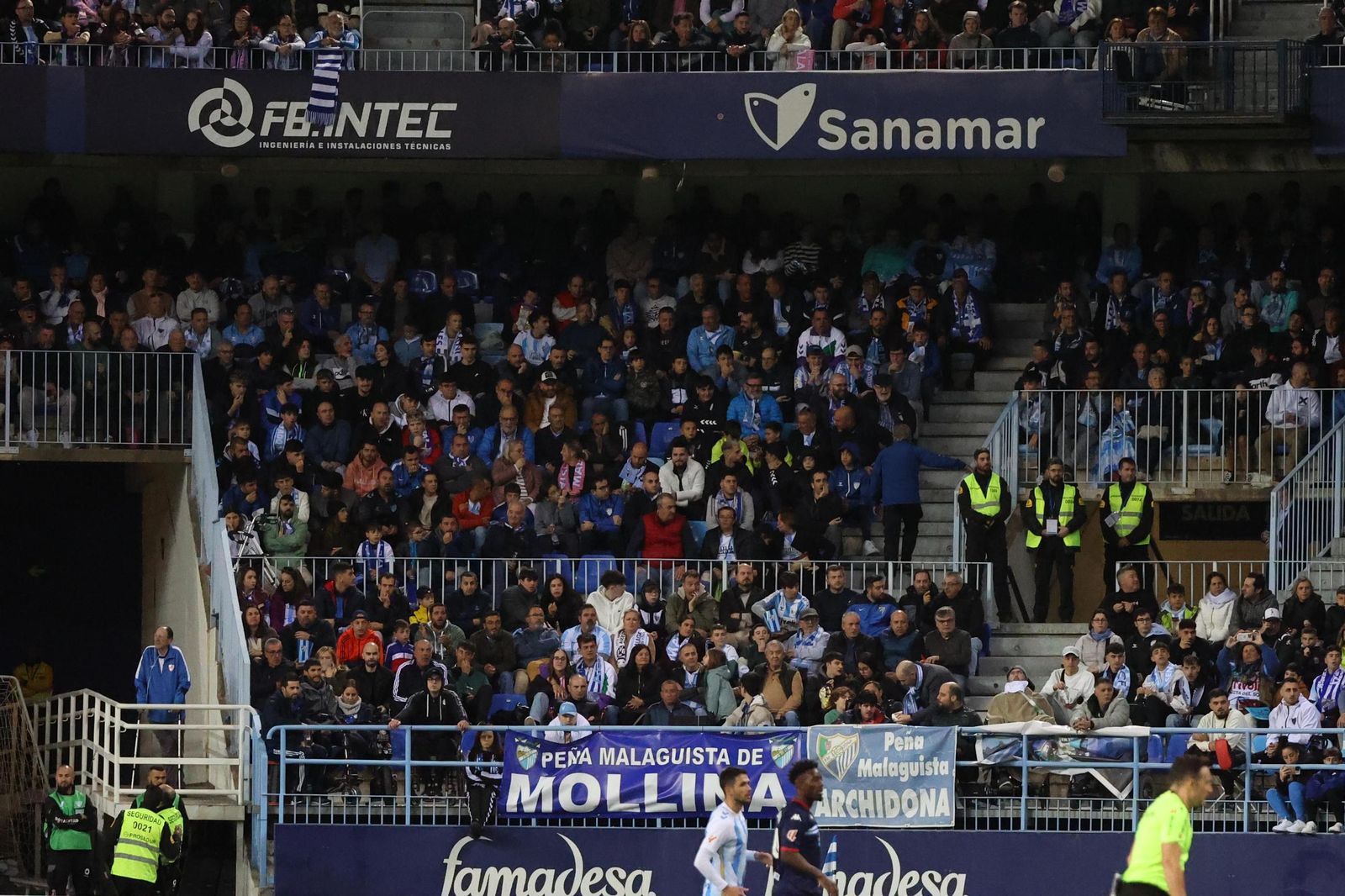 Búscate en las gradas en el Málaga-Deportivo