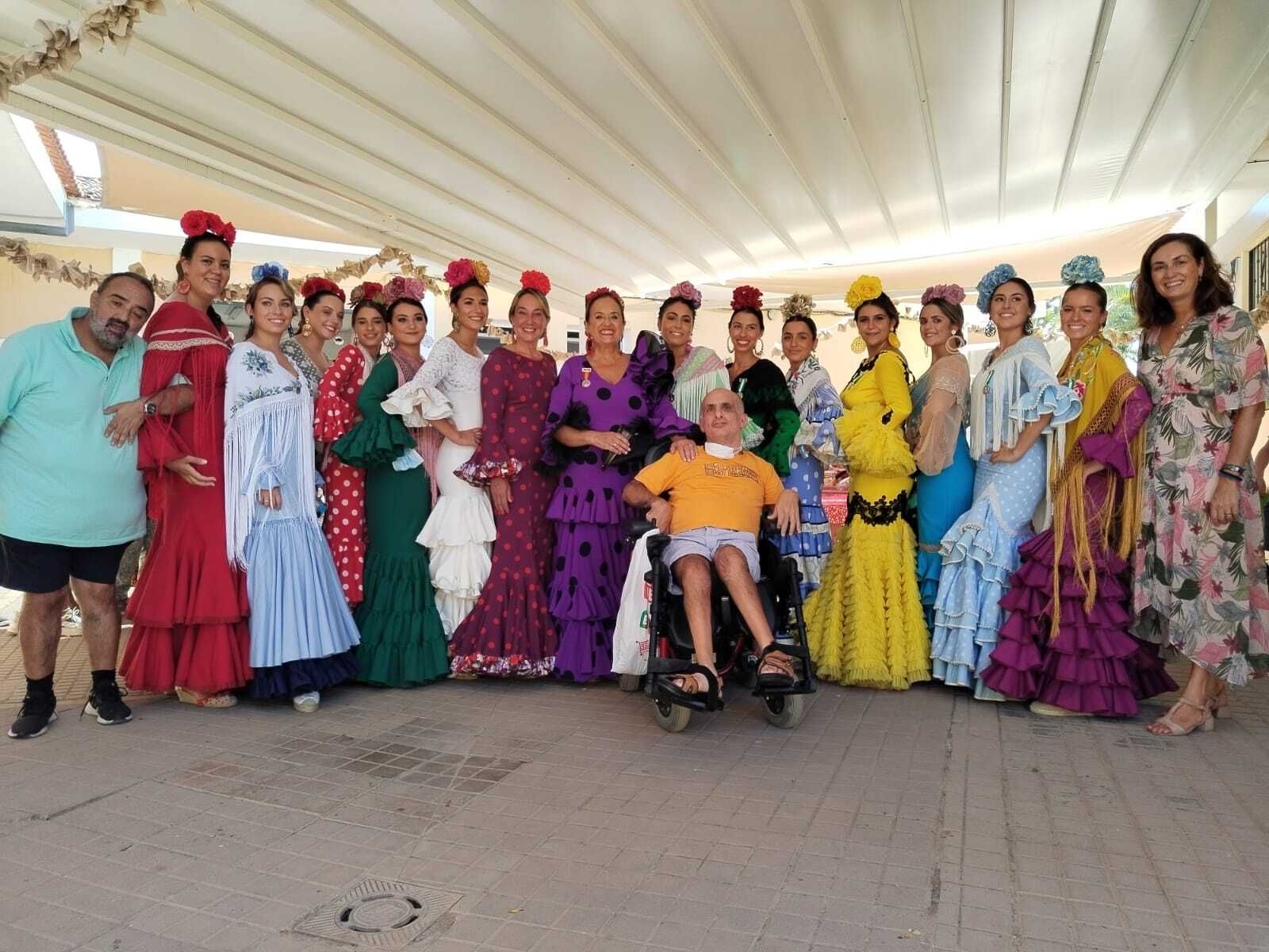 Visita de las goyescas a la Fundación Asprodisis