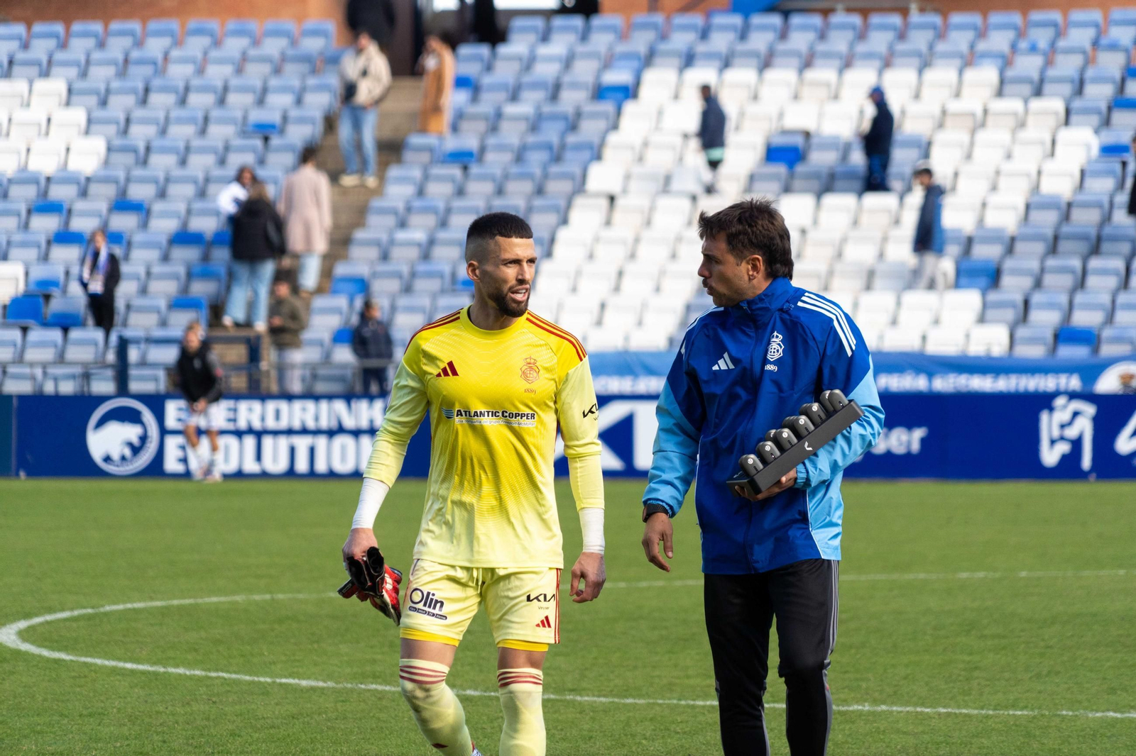 Las mejores imágenes del partido Recreativo de Huelva-Águilas