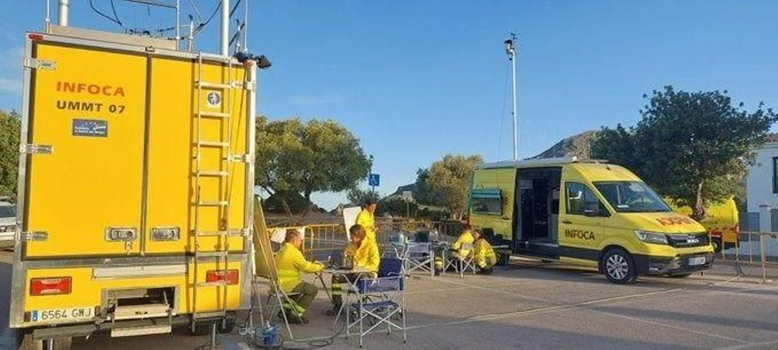 Imagen de archivo de operarios del Infoca.