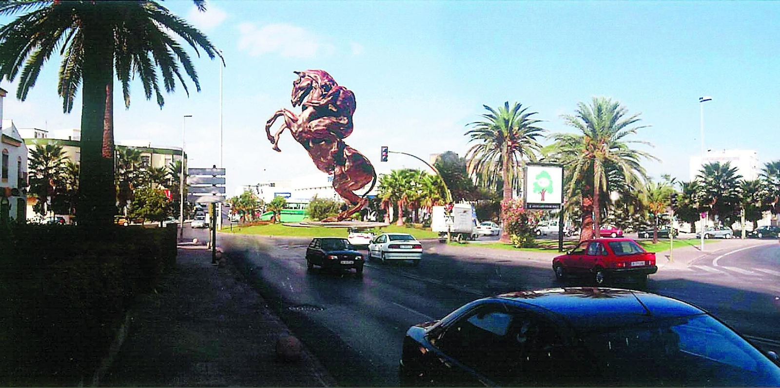 La amazona y el caballo, la obra de Ochoa que iba a colocarse en Cuatro Caminos.