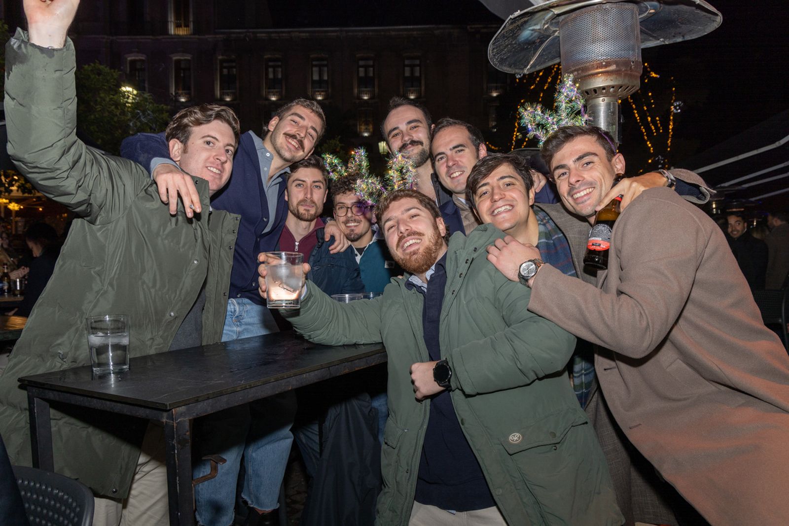 Así disfruta Jaén del concierto extraordinario a pie de calle: "Único Pop Rock"