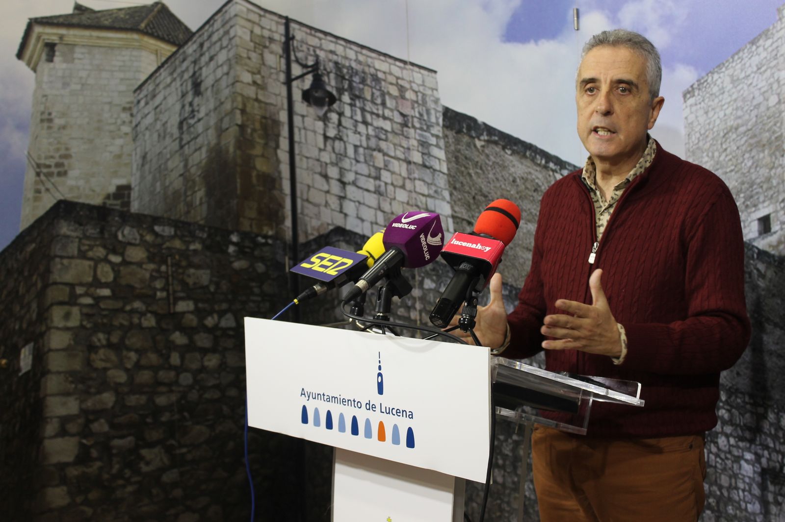 Juan Pérez habla sobre la huelga de la limpieza en los institutos.