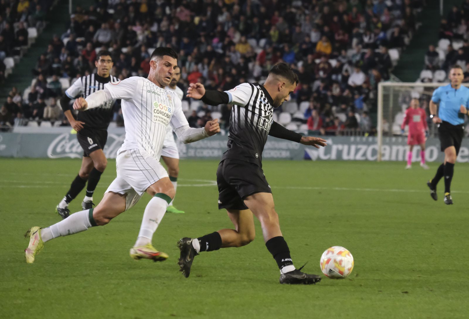 Las imágenes de la derrota del Córdoba CF ante la Balona en El Arcángel