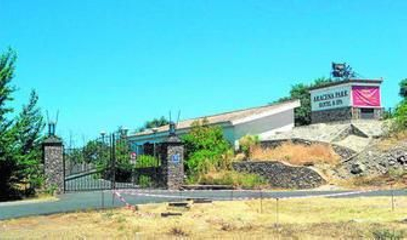 Cuatro detenidos en un intento de robo en el antiguo hotel Aracena Park