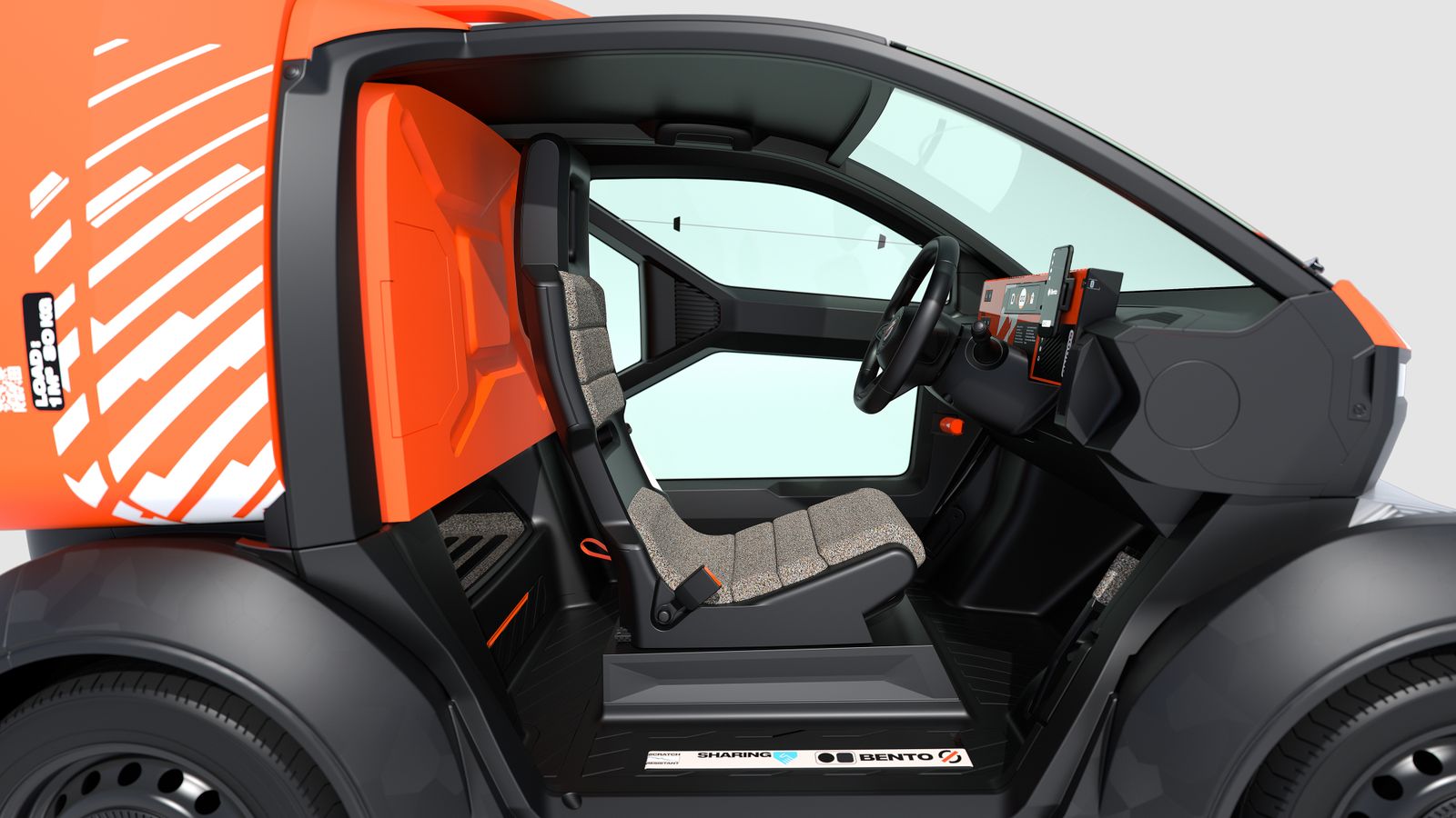 Aprovechando la zona derecha del habitáculo, en este cuadraciclo podrán llevarse cargas largas para las que no baste el espacio del maletero trasero.