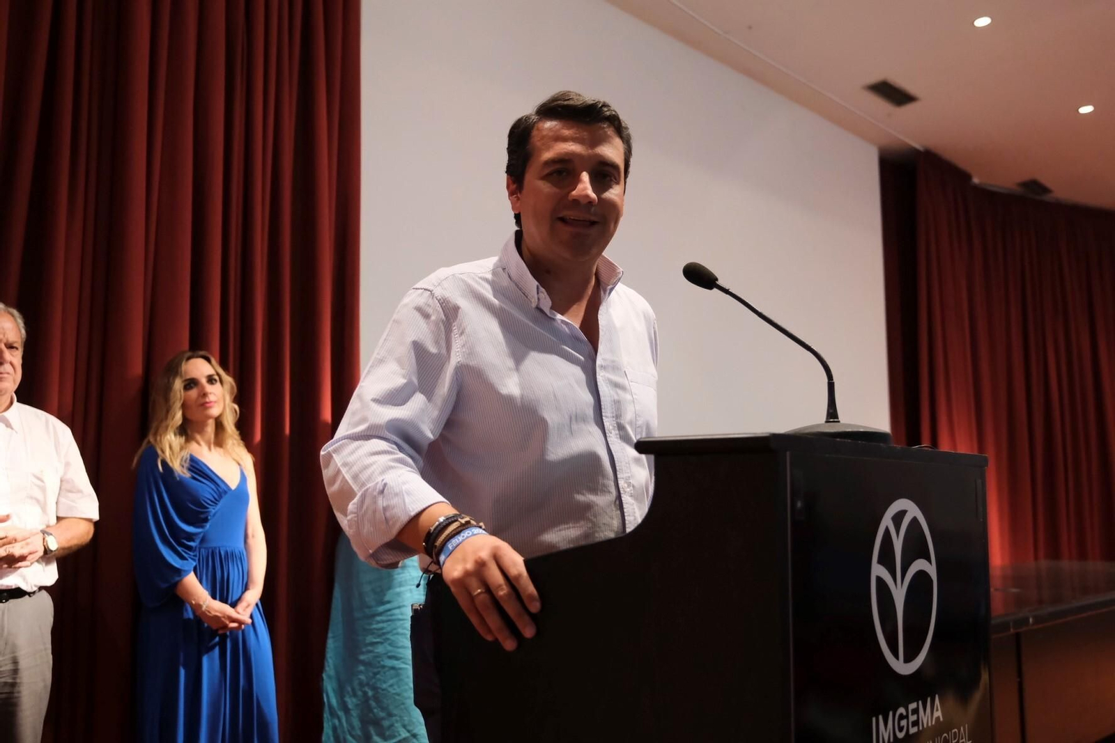 Las fotos de la recepción a los niños saharauis que llegan a Córdoba este verano Las fotos de la recepción a los niños saharauis que llegan a Córdoba este verano