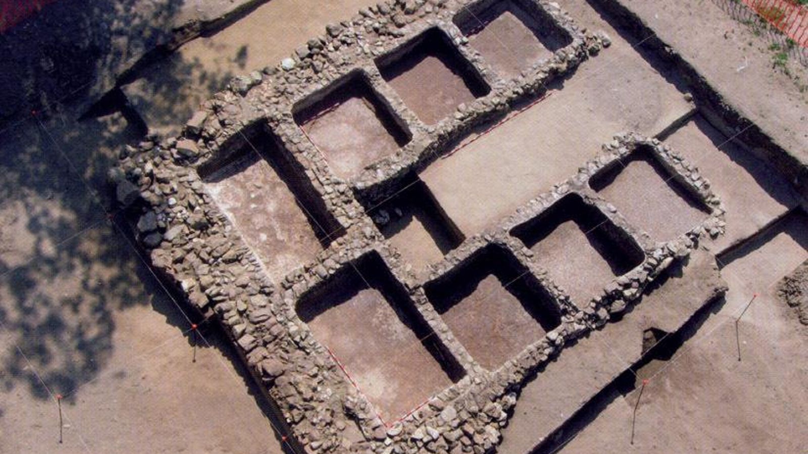 Factoría de salazón de pescado romana hallada en Villa Victoria (Puente Mayorga, San Roque).