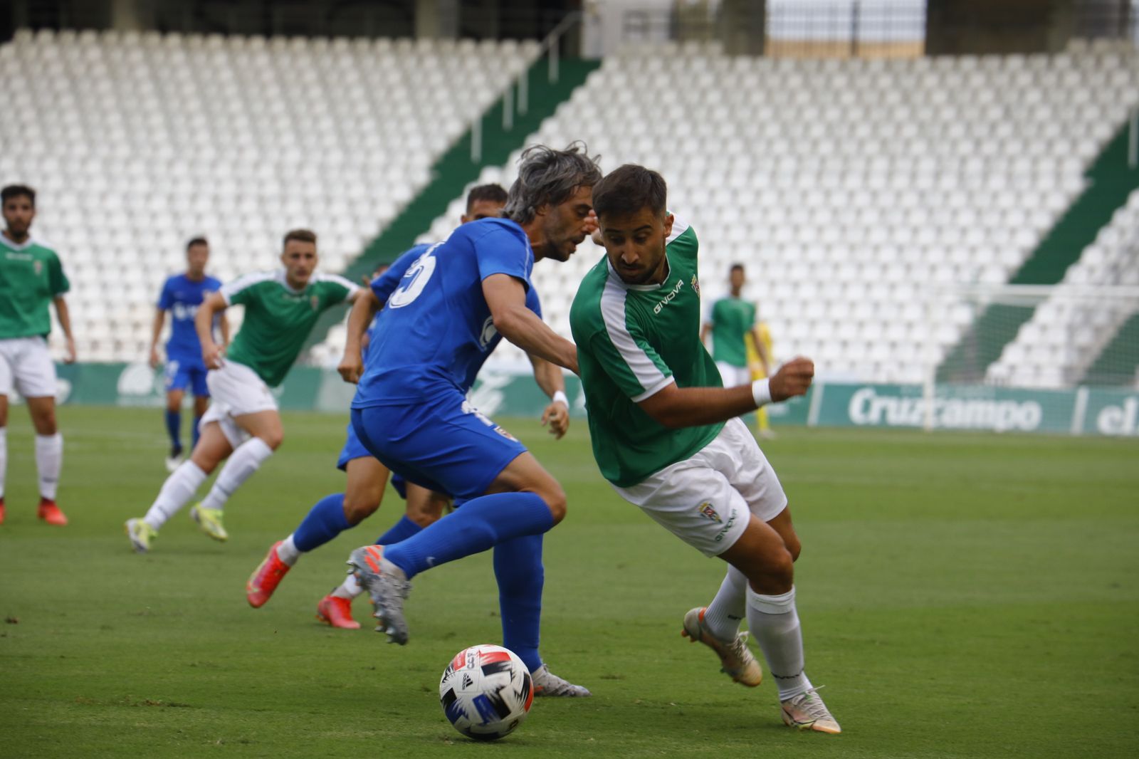 El Córdoba CF-Linares Deportivo, en imágenes