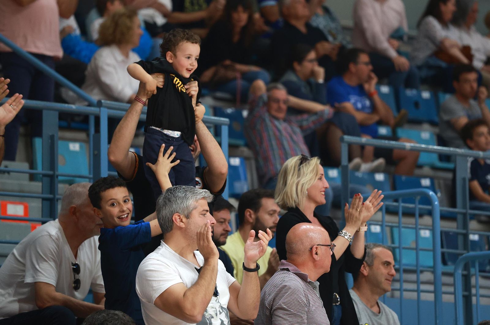 Las mejores imágenes del Ciudad de Huelva-CB Salou