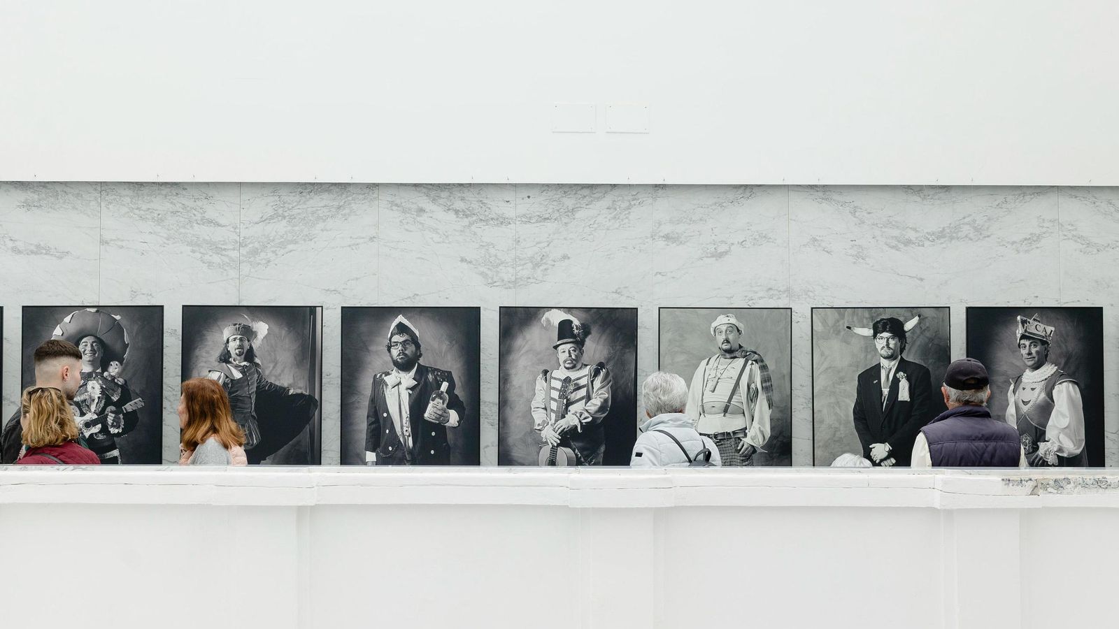 Galería de imágenes de las exposiciones inauguradas en la Casa del Carnaval