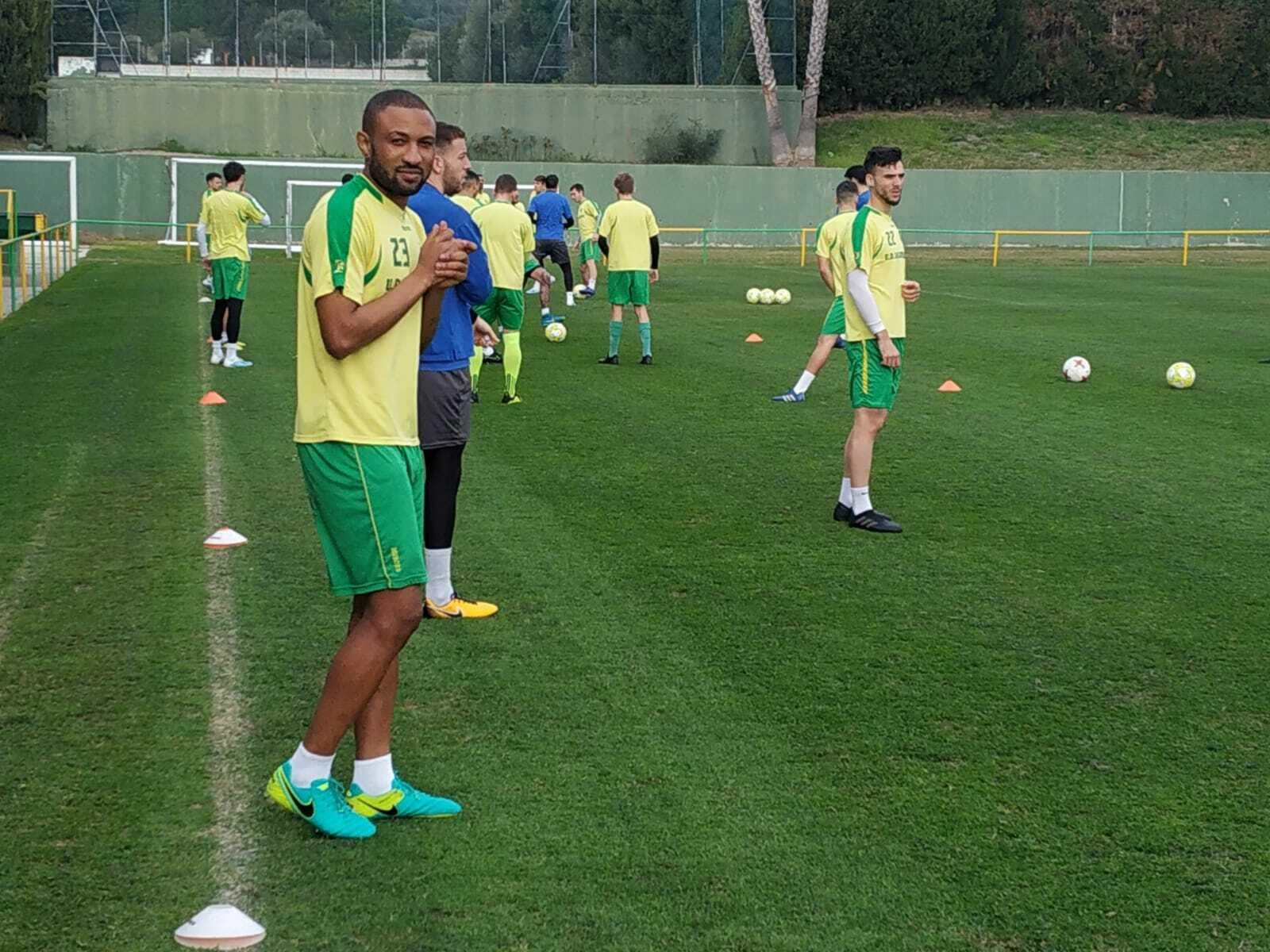 Ekedo, último fichaje de la Unión, en el entrenamiento de este sábado.