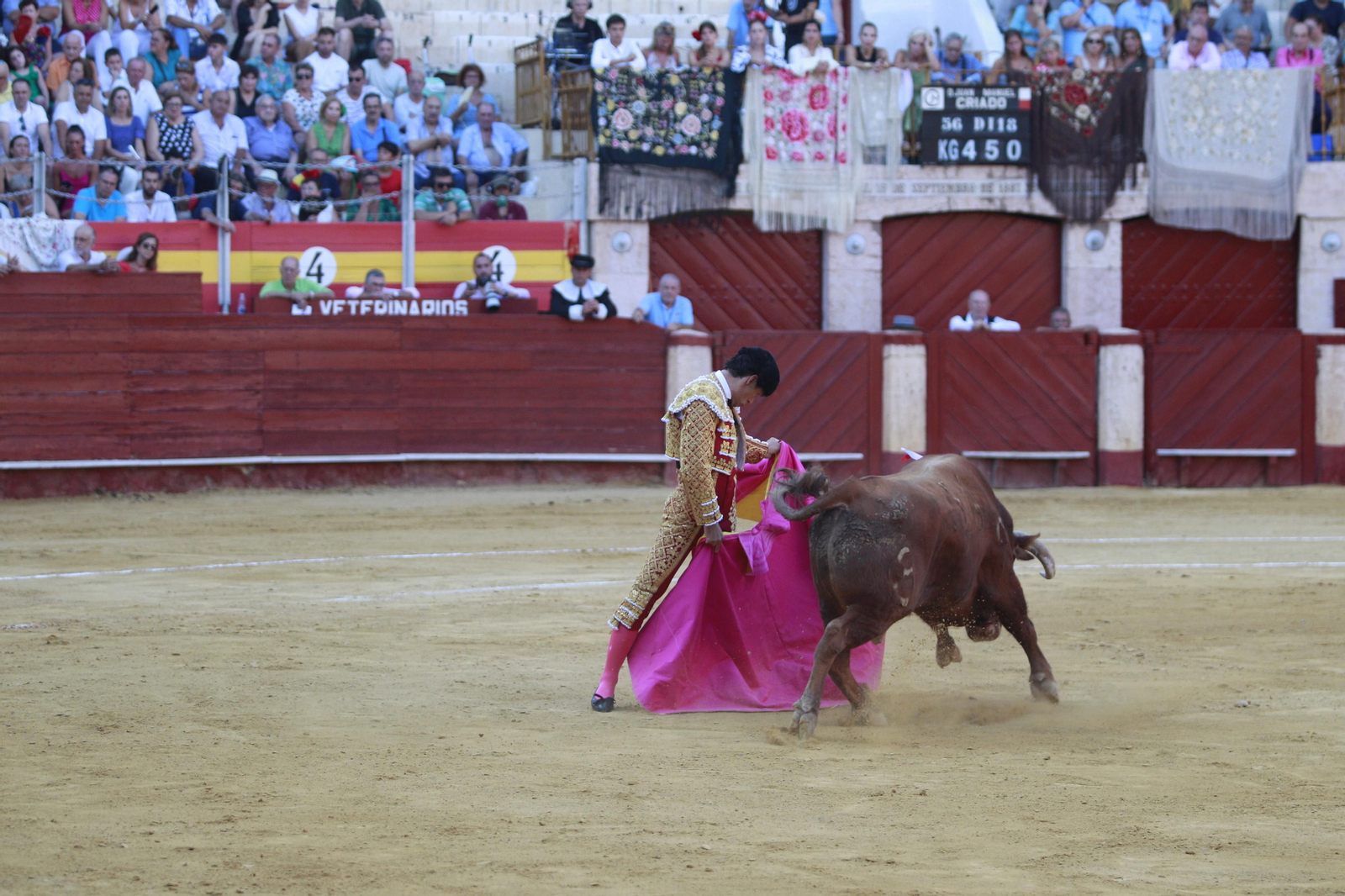 Triunfo del diestro Emilio de Justo en la Corrida de Toros de la Feria de Almería 2023