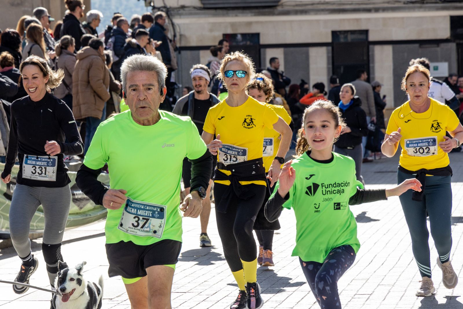 En imágenes: deporte y solidaridad se dan la mano en la VI Carrera-Caminata de la Hermandad de la Buena Muerte (2)