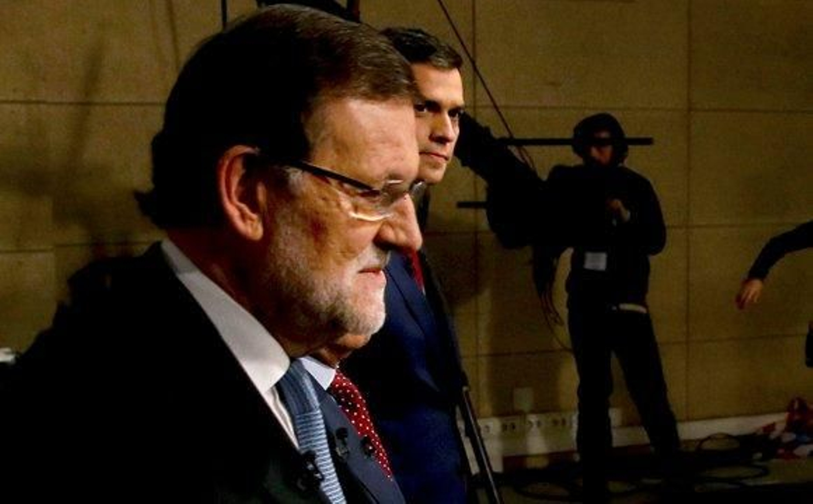 Sánchez insiste: "Yo soy el decente, no Rajoy"