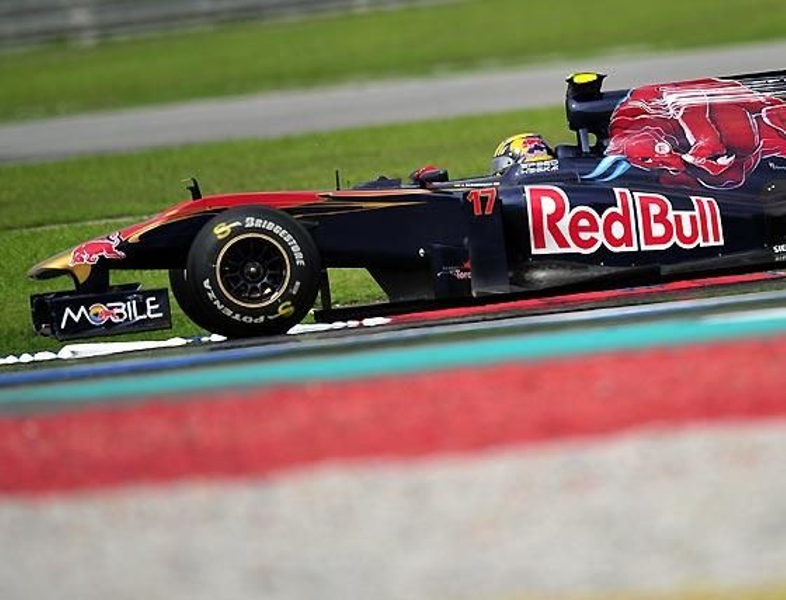 El español Jaime Alguersuari (Toro Rosso).

Foto: Reuters / Afp Photo / Efe