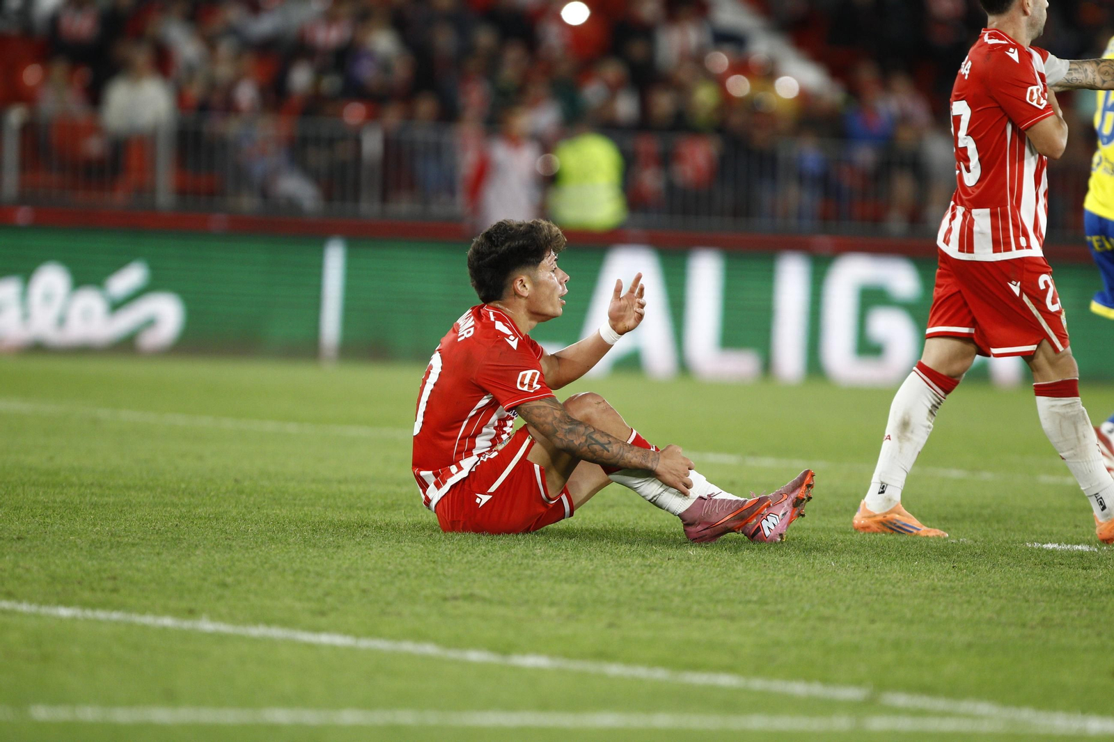 El partido U.D. Almería-Cádiz C.F. en imágenes