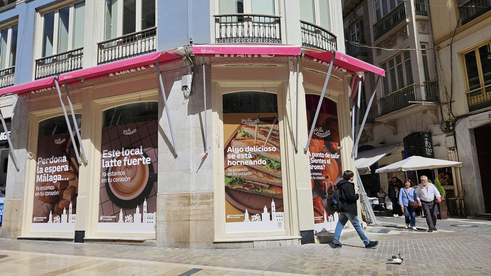 Exterior del nuevo local de La Canasta.