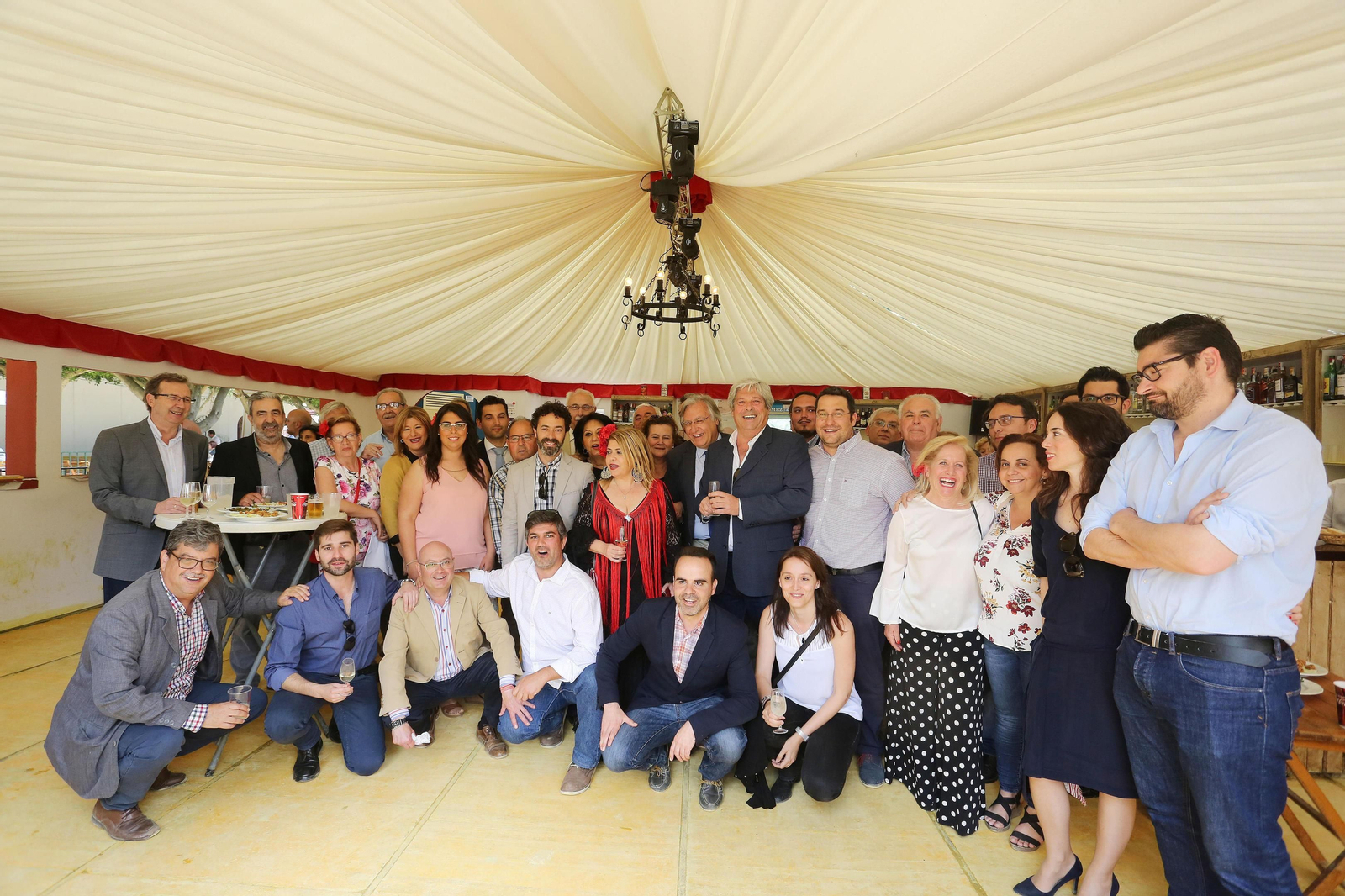 El PSOE celebró ayer su tradicional convivencia con miembros de la agrupación y representantes de los medios de comunicación.